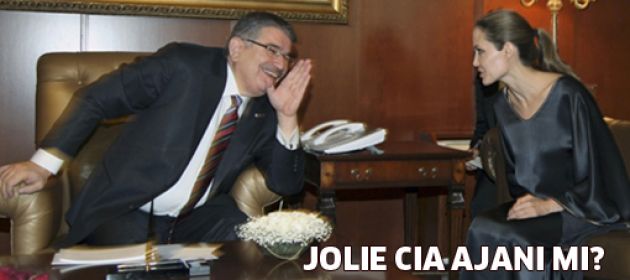 Angelina Jolie cia ajanı mı?
