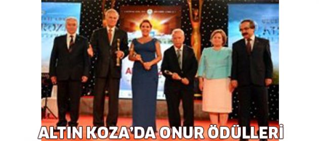 Altın Koza’da onur ödülleri verildi